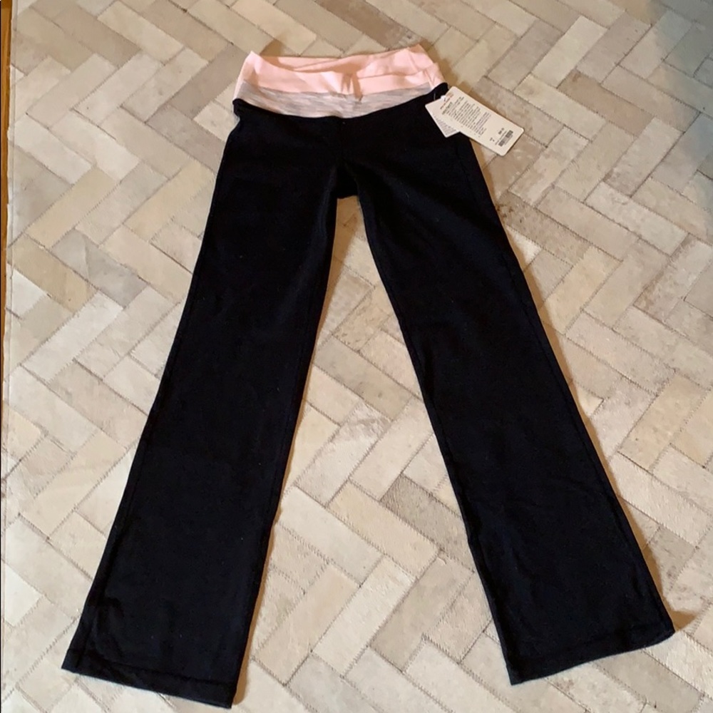 Lululemon Astro yoga pant sz4